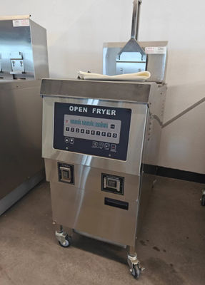 Snelverwarming 304SUS 13.5kw Auto Lift Geavanceerde technologie Elektrische commerciële chips Open Fryer