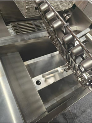Touchscreen Smart Panel Auto Lift Filtratie Twee potten Vier manden 304SUS Electric Gas Open Chips Fryer