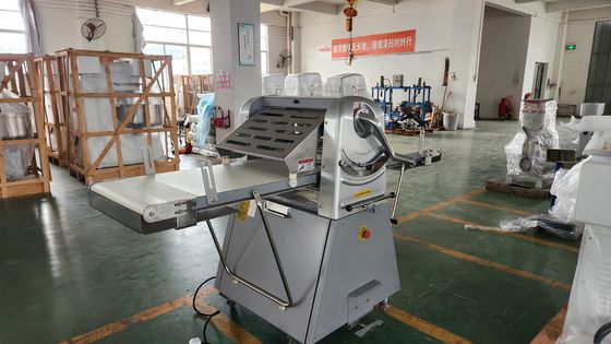 Verticale elektrische 380V/220V deegpersplaatmachine