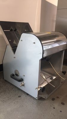 Elektrische 220V tafeltop toastbroodsnipper
