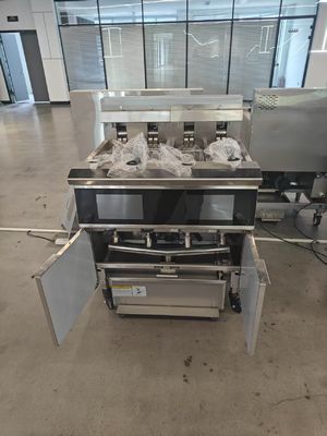 Professionele touchscreen smart panel 4tank 4baskets 28KW 304SUS Electric Chips Open Fryer