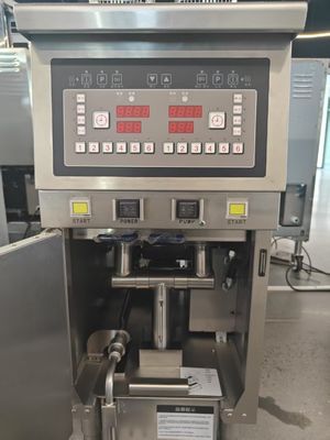 Twee potten Twee manden 7.5L*2 Kleine capaciteit 14kw Olie besparen Elektrische open frituur met oliefiltratie