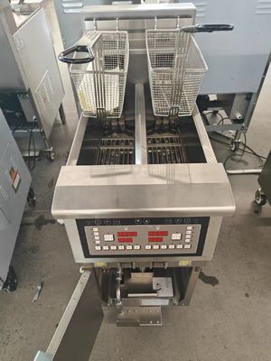 Twee potten Twee manden 7.5L*2 Kleine capaciteit 14kw Olie besparen Elektrische open frituur met oliefiltratie