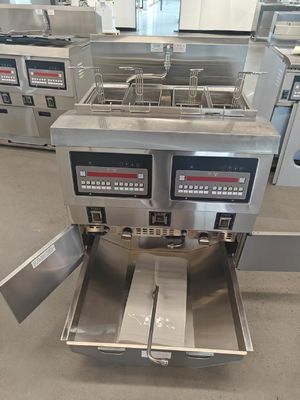 Digitaal computerpaneel Twee potten Vier manden Automatische deep fryer GAS Open deep fryer